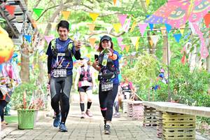 BIB: 3215, 3284
                            <button type="button" onclick="openModal(4052962)" class="btn btn-primary btn-sm float-right btn-popup" data-toggle="modal" data-target=".modal-high-quality">
                        <i class="fas fa-shopping-cart"></i> Add to Cart
                    </button>
                                            <button type="button" onclick="isThisMe(4052962, true)" class="btn btn-success btn-sm float-right btn-popup btn-isme hidden" data-toggle="tooltip" data-placement="bottom" title="นี่คือรูปของคุณใช่ไหม คลิกที่นี่เพื่อเอาเข้าอัลบั้ม">
                        <i class="fas fa-plus"></i> Add to album
                    </button>
                    <button type="button" onclick="isThisMe(4052962, false)" class="btn btn-warning btn-sm float-right btn-popup btn-isnotme hidden">
                        <i class="fas fa-ban"></i> Remove from album
                    </button>
