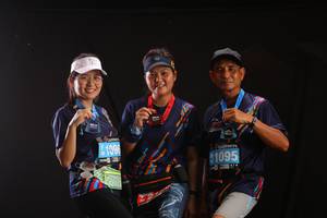 BIB: 1096, 1095
                            <button type="button" onclick="openModal(3930301)" class="btn btn-primary btn-sm float-right btn-popup" data-toggle="modal" data-target=".modal-high-quality">
                        <i class="fas fa-shopping-cart"></i> Add to Cart
                    </button>
                                            <button type="button" onclick="isThisMe(3930301, true)" class="btn btn-success btn-sm float-right btn-popup btn-isme hidden" data-toggle="tooltip" data-placement="bottom" title="นี่คือรูปของคุณใช่ไหม คลิกที่นี่เพื่อเอาเข้าอัลบั้ม">
                        <i class="fas fa-plus"></i> Add to album
                    </button>
                    <button type="button" onclick="isThisMe(3930301, false)" class="btn btn-warning btn-sm float-right btn-popup btn-isnotme hidden">
                        <i class="fas fa-ban"></i> Remove from album
                    </button>