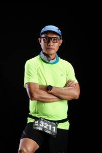 BIB: 3211
                            <button type="button" onclick="openModal(4534735)" class="btn btn-primary btn-sm float-right btn-popup" data-toggle="modal" data-target=".modal-high-quality">
                        <i class="fas fa-shopping-cart"></i> Add to Cart
                    </button>
                                            <button type="button" onclick="isThisMe(4534735, true)" class="btn btn-success btn-sm float-right btn-popup btn-isme hidden" data-toggle="tooltip" data-placement="bottom" title="นี่คือรูปของคุณใช่ไหม คลิกที่นี่เพื่อเอาเข้าอัลบั้ม">
                        <i class="fas fa-plus"></i> Add to album
                    </button>
                    <button type="button" onclick="isThisMe(4534735, false)" class="btn btn-warning btn-sm float-right btn-popup btn-isnotme hidden">
                        <i class="fas fa-ban"></i> Remove from album
                    </button>