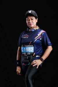 BIB: 1982
                            <button type="button" onclick="openModal(4529465)" class="btn btn-primary btn-sm float-right btn-popup" data-toggle="modal" data-target=".modal-high-quality">
                        <i class="fas fa-shopping-cart"></i> Add to Cart
                    </button>
                                            <button type="button" onclick="isThisMe(4529465, true)" class="btn btn-success btn-sm float-right btn-popup btn-isme hidden" data-toggle="tooltip" data-placement="bottom" title="นี่คือรูปของคุณใช่ไหม คลิกที่นี่เพื่อเอาเข้าอัลบั้ม">
                        <i class="fas fa-plus"></i> Add to album
                    </button>
                    <button type="button" onclick="isThisMe(4529465, false)" class="btn btn-warning btn-sm float-right btn-popup btn-isnotme hidden">
                        <i class="fas fa-ban"></i> Remove from album
                    </button>