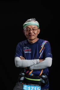 BIB: 715
                            <button type="button" onclick="openModal(4468301)" class="btn btn-primary btn-sm float-right btn-popup" data-toggle="modal" data-target=".modal-high-quality">
                        <i class="fas fa-shopping-cart"></i> Add to Cart
                    </button>
                                            <button type="button" onclick="isThisMe(4468301, true)" class="btn btn-success btn-sm float-right btn-popup btn-isme hidden" data-toggle="tooltip" data-placement="bottom" title="นี่คือรูปของคุณใช่ไหม คลิกที่นี่เพื่อเอาเข้าอัลบั้ม">
                        <i class="fas fa-plus"></i> Add to album
                    </button>
                    <button type="button" onclick="isThisMe(4468301, false)" class="btn btn-warning btn-sm float-right btn-popup btn-isnotme hidden">
                        <i class="fas fa-ban"></i> Remove from album
                    </button>