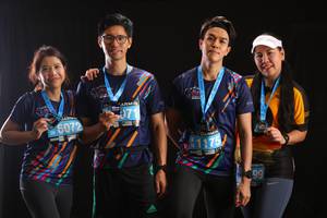 BIB: 071, 6072, 1175
                            <button type="button" onclick="openModal(4378512)" class="btn btn-primary btn-sm float-right btn-popup" data-toggle="modal" data-target=".modal-high-quality">
                        <i class="fas fa-shopping-cart"></i> Add to Cart
                    </button>
                                            <button type="button" onclick="isThisMe(4378512, true)" class="btn btn-success btn-sm float-right btn-popup btn-isme hidden" data-toggle="tooltip" data-placement="bottom" title="นี่คือรูปของคุณใช่ไหม คลิกที่นี่เพื่อเอาเข้าอัลบั้ม">
                        <i class="fas fa-plus"></i> Add to album
                    </button>
                    <button type="button" onclick="isThisMe(4378512, false)" class="btn btn-warning btn-sm float-right btn-popup btn-isnotme hidden">
                        <i class="fas fa-ban"></i> Remove from album
                    </button>