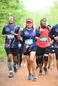 BIB: 1638, 1325
                            <button type="button" onclick="openModal(4131386)" class="btn btn-primary btn-sm float-right btn-popup" data-toggle="modal" data-target=".modal-high-quality">
                        <i class="fas fa-shopping-cart"></i> Add to Cart
                    </button>
                                            <button type="button" onclick="isThisMe(4131386, true)" class="btn btn-success btn-sm float-right btn-popup btn-isme hidden" data-toggle="tooltip" data-placement="bottom" title="นี่คือรูปของคุณใช่ไหม คลิกที่นี่เพื่อเอาเข้าอัลบั้ม">
                        <i class="fas fa-plus"></i> Add to album
                    </button>
                    <button type="button" onclick="isThisMe(4131386, false)" class="btn btn-warning btn-sm float-right btn-popup btn-isnotme hidden">
                        <i class="fas fa-ban"></i> Remove from album
                    </button>