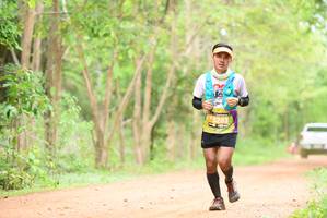 BIB: 528
                            <button type="button" onclick="openModal(4192862)" class="btn btn-primary btn-sm float-right btn-popup" data-toggle="modal" data-target=".modal-high-quality">
                        <i class="fas fa-shopping-cart"></i> Add to Cart
                    </button>
                                            <button type="button" onclick="isThisMe(4192862, true)" class="btn btn-success btn-sm float-right btn-popup btn-isme hidden" data-toggle="tooltip" data-placement="bottom" title="นี่คือรูปของคุณใช่ไหม คลิกที่นี่เพื่อเอาเข้าอัลบั้ม">
                        <i class="fas fa-plus"></i> Add to album
                    </button>
                    <button type="button" onclick="isThisMe(4192862, false)" class="btn btn-warning btn-sm float-right btn-popup btn-isnotme hidden">
                        <i class="fas fa-ban"></i> Remove from album
                    </button>