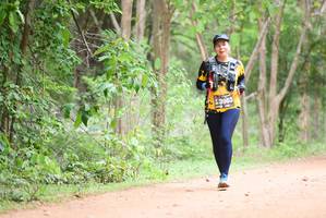 BIB: 3963
                            <button type="button" onclick="openModal(3990882)" class="btn btn-primary btn-sm float-right btn-popup" data-toggle="modal" data-target=".modal-high-quality">
                        <i class="fas fa-shopping-cart"></i> Add to Cart
                    </button>
                                            <button type="button" onclick="isThisMe(3990882, true)" class="btn btn-success btn-sm float-right btn-popup btn-isme hidden" data-toggle="tooltip" data-placement="bottom" title="นี่คือรูปของคุณใช่ไหม คลิกที่นี่เพื่อเอาเข้าอัลบั้ม">
                        <i class="fas fa-plus"></i> Add to album
                    </button>
                    <button type="button" onclick="isThisMe(3990882, false)" class="btn btn-warning btn-sm float-right btn-popup btn-isnotme hidden">
                        <i class="fas fa-ban"></i> Remove from album
                    </button>