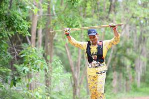 BIB: 5218
                            <button type="button" onclick="openModal(3990469)" class="btn btn-primary btn-sm float-right btn-popup" data-toggle="modal" data-target=".modal-high-quality">
                        <i class="fas fa-shopping-cart"></i> Add to Cart
                    </button>
                                            <button type="button" onclick="isThisMe(3990469, true)" class="btn btn-success btn-sm float-right btn-popup btn-isme hidden" data-toggle="tooltip" data-placement="bottom" title="นี่คือรูปของคุณใช่ไหม คลิกที่นี่เพื่อเอาเข้าอัลบั้ม">
                        <i class="fas fa-plus"></i> Add to album
                    </button>
                    <button type="button" onclick="isThisMe(3990469, false)" class="btn btn-warning btn-sm float-right btn-popup btn-isnotme hidden">
                        <i class="fas fa-ban"></i> Remove from album
                    </button>