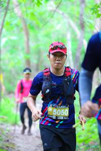 BIB: 5050
                            <button type="button" onclick="openModal(4456682)" class="btn btn-primary btn-sm float-right btn-popup" data-toggle="modal" data-target=".modal-high-quality">
                        <i class="fas fa-shopping-cart"></i> Add to Cart
                    </button>
                                            <button type="button" onclick="isThisMe(4456682, true)" class="btn btn-success btn-sm float-right btn-popup btn-isme hidden" data-toggle="tooltip" data-placement="bottom" title="นี่คือรูปของคุณใช่ไหม คลิกที่นี่เพื่อเอาเข้าอัลบั้ม">
                        <i class="fas fa-plus"></i> Add to album
                    </button>
                    <button type="button" onclick="isThisMe(4456682, false)" class="btn btn-warning btn-sm float-right btn-popup btn-isnotme hidden">
                        <i class="fas fa-ban"></i> Remove from album
                    </button>