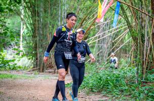 BIB: 3732, 385
                            <button type="button" onclick="openModal(4528167)" class="btn btn-primary btn-sm float-right btn-popup" data-toggle="modal" data-target=".modal-high-quality">
                        <i class="fas fa-shopping-cart"></i> Add to Cart
                    </button>
                                            <button type="button" onclick="isThisMe(4528167, true)" class="btn btn-success btn-sm float-right btn-popup btn-isme hidden" data-toggle="tooltip" data-placement="bottom" title="นี่คือรูปของคุณใช่ไหม คลิกที่นี่เพื่อเอาเข้าอัลบั้ม">
                        <i class="fas fa-plus"></i> Add to album
                    </button>
                    <button type="button" onclick="isThisMe(4528167, false)" class="btn btn-warning btn-sm float-right btn-popup btn-isnotme hidden">
                        <i class="fas fa-ban"></i> Remove from album
                    </button>