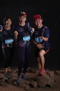 BIB: 0032, 6026
                            <button type="button" onclick="openModal(4047975)" class="btn btn-primary btn-sm float-right btn-popup" data-toggle="modal" data-target=".modal-high-quality">
                        <i class="fas fa-shopping-cart"></i> Add to Cart
                    </button>
                                            <button type="button" onclick="isThisMe(4047975, true)" class="btn btn-success btn-sm float-right btn-popup btn-isme hidden" data-toggle="tooltip" data-placement="bottom" title="นี่คือรูปของคุณใช่ไหม คลิกที่นี่เพื่อเอาเข้าอัลบั้ม">
                        <i class="fas fa-plus"></i> Add to album
                    </button>
                    <button type="button" onclick="isThisMe(4047975, false)" class="btn btn-warning btn-sm float-right btn-popup btn-isnotme hidden">
                        <i class="fas fa-ban"></i> Remove from album
                    </button>