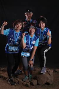 BIB: 6372, 6375
                            <button type="button" onclick="openModal(4049689)" class="btn btn-primary btn-sm float-right btn-popup" data-toggle="modal" data-target=".modal-high-quality">
                        <i class="fas fa-shopping-cart"></i> Add to Cart
                    </button>
                                            <button type="button" onclick="isThisMe(4049689, true)" class="btn btn-success btn-sm float-right btn-popup btn-isme hidden" data-toggle="tooltip" data-placement="bottom" title="นี่คือรูปของคุณใช่ไหม คลิกที่นี่เพื่อเอาเข้าอัลบั้ม">
                        <i class="fas fa-plus"></i> Add to album
                    </button>
                    <button type="button" onclick="isThisMe(4049689, false)" class="btn btn-warning btn-sm float-right btn-popup btn-isnotme hidden">
                        <i class="fas fa-ban"></i> Remove from album
                    </button>