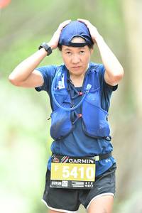 BIB: 5410
                            <button type="button" onclick="openModal(4440309)" class="btn btn-primary btn-sm float-right btn-popup" data-toggle="modal" data-target=".modal-high-quality">
                        <i class="fas fa-shopping-cart"></i> Add to Cart
                    </button>
                                            <button type="button" onclick="isThisMe(4440309, true)" class="btn btn-success btn-sm float-right btn-popup btn-isme hidden" data-toggle="tooltip" data-placement="bottom" title="นี่คือรูปของคุณใช่ไหม คลิกที่นี่เพื่อเอาเข้าอัลบั้ม">
                        <i class="fas fa-plus"></i> Add to album
                    </button>
                    <button type="button" onclick="isThisMe(4440309, false)" class="btn btn-warning btn-sm float-right btn-popup btn-isnotme hidden">
                        <i class="fas fa-ban"></i> Remove from album
                    </button>