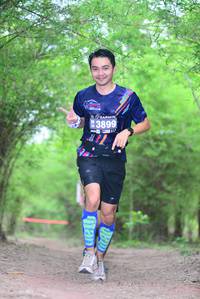 BIB: 3899, 
                            <button type="button" onclick="openModal(4296406)" class="btn btn-primary btn-sm float-right btn-popup" data-toggle="modal" data-target=".modal-high-quality">
                        <i class="fas fa-shopping-cart"></i> Add to Cart
                    </button>
                                            <button type="button" onclick="isThisMe(4296406, true)" class="btn btn-success btn-sm float-right btn-popup btn-isme hidden" data-toggle="tooltip" data-placement="bottom" title="นี่คือรูปของคุณใช่ไหม คลิกที่นี่เพื่อเอาเข้าอัลบั้ม">
                        <i class="fas fa-plus"></i> Add to album
                    </button>
                    <button type="button" onclick="isThisMe(4296406, false)" class="btn btn-warning btn-sm float-right btn-popup btn-isnotme hidden">
                        <i class="fas fa-ban"></i> Remove from album
                    </button>