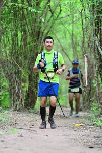 BIB: 402
                            <button type="button" onclick="openModal(4065796)" class="btn btn-primary btn-sm float-right btn-popup" data-toggle="modal" data-target=".modal-high-quality">
                        <i class="fas fa-shopping-cart"></i> Add to Cart
                    </button>
                                            <button type="button" onclick="isThisMe(4065796, true)" class="btn btn-success btn-sm float-right btn-popup btn-isme hidden" data-toggle="tooltip" data-placement="bottom" title="นี่คือรูปของคุณใช่ไหม คลิกที่นี่เพื่อเอาเข้าอัลบั้ม">
                        <i class="fas fa-plus"></i> Add to album
                    </button>
                    <button type="button" onclick="isThisMe(4065796, false)" class="btn btn-warning btn-sm float-right btn-popup btn-isnotme hidden">
                        <i class="fas fa-ban"></i> Remove from album
                    </button>