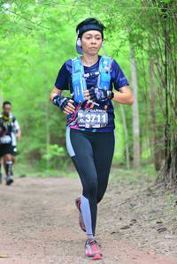 BIB: 3711
                            <button type="button" onclick="openModal(4360068)" class="btn btn-primary btn-sm float-right btn-popup" data-toggle="modal" data-target=".modal-high-quality">
                        <i class="fas fa-shopping-cart"></i> Add to Cart
                    </button>
                                            <button type="button" onclick="isThisMe(4360068, true)" class="btn btn-success btn-sm float-right btn-popup btn-isme hidden" data-toggle="tooltip" data-placement="bottom" title="นี่คือรูปของคุณใช่ไหม คลิกที่นี่เพื่อเอาเข้าอัลบั้ม">
                        <i class="fas fa-plus"></i> Add to album
                    </button>
                    <button type="button" onclick="isThisMe(4360068, false)" class="btn btn-warning btn-sm float-right btn-popup btn-isnotme hidden">
                        <i class="fas fa-ban"></i> Remove from album
                    </button>