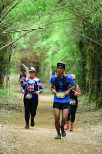 BIB: 511, 3673
                            <button type="button" onclick="openModal(4292756)" class="btn btn-primary btn-sm float-right btn-popup" data-toggle="modal" data-target=".modal-high-quality">
                        <i class="fas fa-shopping-cart"></i> Add to Cart
                    </button>
                                            <button type="button" onclick="isThisMe(4292756, true)" class="btn btn-success btn-sm float-right btn-popup btn-isme hidden" data-toggle="tooltip" data-placement="bottom" title="นี่คือรูปของคุณใช่ไหม คลิกที่นี่เพื่อเอาเข้าอัลบั้ม">
                        <i class="fas fa-plus"></i> Add to album
                    </button>
                    <button type="button" onclick="isThisMe(4292756, false)" class="btn btn-warning btn-sm float-right btn-popup btn-isnotme hidden">
                        <i class="fas fa-ban"></i> Remove from album
                    </button>