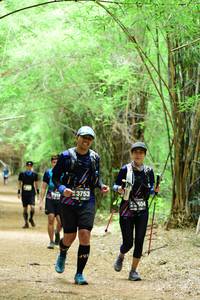 BIB: 3753, 504
                            <button type="button" onclick="openModal(4292432)" class="btn btn-primary btn-sm float-right btn-popup" data-toggle="modal" data-target=".modal-high-quality">
                        <i class="fas fa-shopping-cart"></i> Add to Cart
                    </button>
                                            <button type="button" onclick="isThisMe(4292432, true)" class="btn btn-success btn-sm float-right btn-popup btn-isme hidden" data-toggle="tooltip" data-placement="bottom" title="นี่คือรูปของคุณใช่ไหม คลิกที่นี่เพื่อเอาเข้าอัลบั้ม">
                        <i class="fas fa-plus"></i> Add to album
                    </button>
                    <button type="button" onclick="isThisMe(4292432, false)" class="btn btn-warning btn-sm float-right btn-popup btn-isnotme hidden">
                        <i class="fas fa-ban"></i> Remove from album
                    </button>