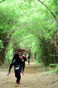 BIB: 382
                            <button type="button" onclick="openModal(4306881)" class="btn btn-primary btn-sm float-right btn-popup" data-toggle="modal" data-target=".modal-high-quality">
                        <i class="fas fa-shopping-cart"></i> Add to Cart
                    </button>
                                            <button type="button" onclick="isThisMe(4306881, true)" class="btn btn-success btn-sm float-right btn-popup btn-isme hidden" data-toggle="tooltip" data-placement="bottom" title="นี่คือรูปของคุณใช่ไหม คลิกที่นี่เพื่อเอาเข้าอัลบั้ม">
                        <i class="fas fa-plus"></i> Add to album
                    </button>
                    <button type="button" onclick="isThisMe(4306881, false)" class="btn btn-warning btn-sm float-right btn-popup btn-isnotme hidden">
                        <i class="fas fa-ban"></i> Remove from album
                    </button>