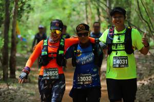 BIB: 4031, 3855, 3032
                            <button type="button" onclick="openModal(4428125)" class="btn btn-primary btn-sm float-right btn-popup" data-toggle="modal" data-target=".modal-high-quality">
                        <i class="fas fa-shopping-cart"></i> Add to Cart
                    </button>
                                            <button type="button" onclick="isThisMe(4428125, true)" class="btn btn-success btn-sm float-right btn-popup btn-isme hidden" data-toggle="tooltip" data-placement="bottom" title="นี่คือรูปของคุณใช่ไหม คลิกที่นี่เพื่อเอาเข้าอัลบั้ม">
                        <i class="fas fa-plus"></i> Add to album
                    </button>
                    <button type="button" onclick="isThisMe(4428125, false)" class="btn btn-warning btn-sm float-right btn-popup btn-isnotme hidden">
                        <i class="fas fa-ban"></i> Remove from album
                    </button>