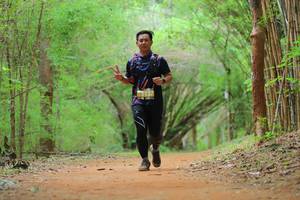 BIB: 5137
                            <button type="button" onclick="openModal(4447971)" class="btn btn-primary btn-sm float-right btn-popup" data-toggle="modal" data-target=".modal-high-quality">
                        <i class="fas fa-shopping-cart"></i> Add to Cart
                    </button>
                                            <button type="button" onclick="isThisMe(4447971, true)" class="btn btn-success btn-sm float-right btn-popup btn-isme hidden" data-toggle="tooltip" data-placement="bottom" title="นี่คือรูปของคุณใช่ไหม คลิกที่นี่เพื่อเอาเข้าอัลบั้ม">
                        <i class="fas fa-plus"></i> Add to album
                    </button>
                    <button type="button" onclick="isThisMe(4447971, false)" class="btn btn-warning btn-sm float-right btn-popup btn-isnotme hidden">
                        <i class="fas fa-ban"></i> Remove from album
                    </button>