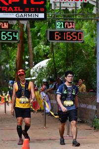 BIB: 1650
                            <button type="button" onclick="openModal(3932551)" class="btn btn-primary btn-sm float-right btn-popup" data-toggle="modal" data-target=".modal-high-quality">
                        <i class="fas fa-shopping-cart"></i> Add to Cart
                    </button>
                                            <button type="button" onclick="isThisMe(3932551, true)" class="btn btn-success btn-sm float-right btn-popup btn-isme hidden" data-toggle="tooltip" data-placement="bottom" title="นี่คือรูปของคุณใช่ไหม คลิกที่นี่เพื่อเอาเข้าอัลบั้ม">
                        <i class="fas fa-plus"></i> Add to album
                    </button>
                    <button type="button" onclick="isThisMe(3932551, false)" class="btn btn-warning btn-sm float-right btn-popup btn-isnotme hidden">
                        <i class="fas fa-ban"></i> Remove from album
                    </button>