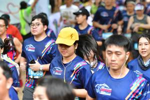 BIB: 665
                            <button type="button" onclick="openModal(3950741)" class="btn btn-primary btn-sm float-right btn-popup" data-toggle="modal" data-target=".modal-high-quality">
                        <i class="fas fa-shopping-cart"></i> Add to Cart
                    </button>
                                            <button type="button" onclick="isThisMe(3950741, true)" class="btn btn-success btn-sm float-right btn-popup btn-isme hidden" data-toggle="tooltip" data-placement="bottom" title="นี่คือรูปของคุณใช่ไหม คลิกที่นี่เพื่อเอาเข้าอัลบั้ม">
                        <i class="fas fa-plus"></i> Add to album
                    </button>
                    <button type="button" onclick="isThisMe(3950741, false)" class="btn btn-warning btn-sm float-right btn-popup btn-isnotme hidden">
                        <i class="fas fa-ban"></i> Remove from album
                    </button>