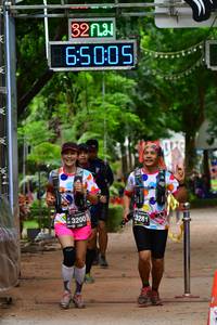 BIB: 6005, 3281, 3200
                            <button type="button" onclick="openModal(3933824)" class="btn btn-primary btn-sm float-right btn-popup" data-toggle="modal" data-target=".modal-high-quality">
                        <i class="fas fa-shopping-cart"></i> Add to Cart
                    </button>
                                            <button type="button" onclick="isThisMe(3933824, true)" class="btn btn-success btn-sm float-right btn-popup btn-isme hidden" data-toggle="tooltip" data-placement="bottom" title="นี่คือรูปของคุณใช่ไหม คลิกที่นี่เพื่อเอาเข้าอัลบั้ม">
                        <i class="fas fa-plus"></i> Add to album
                    </button>
                    <button type="button" onclick="isThisMe(3933824, false)" class="btn btn-warning btn-sm float-right btn-popup btn-isnotme hidden">
                        <i class="fas fa-ban"></i> Remove from album
                    </button>