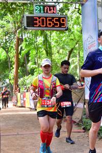 BIB: 30659, 734, 2884
                            <button type="button" onclick="openModal(3981885)" class="btn btn-primary btn-sm float-right btn-popup" data-toggle="modal" data-target=".modal-high-quality">
                        <i class="fas fa-shopping-cart"></i> Add to Cart
                    </button>
                                            <button type="button" onclick="isThisMe(3981885, true)" class="btn btn-success btn-sm float-right btn-popup btn-isme hidden" data-toggle="tooltip" data-placement="bottom" title="นี่คือรูปของคุณใช่ไหม คลิกที่นี่เพื่อเอาเข้าอัลบั้ม">
                        <i class="fas fa-plus"></i> Add to album
                    </button>
                    <button type="button" onclick="isThisMe(3981885, false)" class="btn btn-warning btn-sm float-right btn-popup btn-isnotme hidden">
                        <i class="fas fa-ban"></i> Remove from album
                    </button>