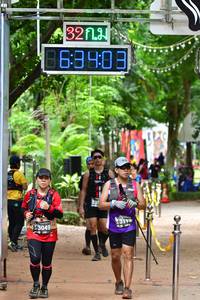 BIB: 3112, 3049, 
                            <button type="button" onclick="openModal(4022671)" class="btn btn-primary btn-sm float-right btn-popup" data-toggle="modal" data-target=".modal-high-quality">
                        <i class="fas fa-shopping-cart"></i> Add to Cart
                    </button>
                                            <button type="button" onclick="isThisMe(4022671, true)" class="btn btn-success btn-sm float-right btn-popup btn-isme hidden" data-toggle="tooltip" data-placement="bottom" title="นี่คือรูปของคุณใช่ไหม คลิกที่นี่เพื่อเอาเข้าอัลบั้ม">
                        <i class="fas fa-plus"></i> Add to album
                    </button>
                    <button type="button" onclick="isThisMe(4022671, false)" class="btn btn-warning btn-sm float-right btn-popup btn-isnotme hidden">
                        <i class="fas fa-ban"></i> Remove from album
                    </button>