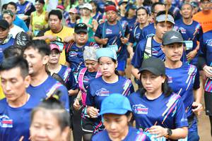 BIB: 
                            <button type="button" onclick="openModal(3949882)" class="btn btn-primary btn-sm float-right btn-popup" data-toggle="modal" data-target=".modal-high-quality">
                        <i class="fas fa-shopping-cart"></i> Add to Cart
                    </button>
                                            <button type="button" onclick="isThisMe(3949882, true)" class="btn btn-success btn-sm float-right btn-popup btn-isme hidden" data-toggle="tooltip" data-placement="bottom" title="นี่คือรูปของคุณใช่ไหม คลิกที่นี่เพื่อเอาเข้าอัลบั้ม">
                        <i class="fas fa-plus"></i> Add to album
                    </button>
                    <button type="button" onclick="isThisMe(3949882, false)" class="btn btn-warning btn-sm float-right btn-popup btn-isnotme hidden">
                        <i class="fas fa-ban"></i> Remove from album
                    </button>