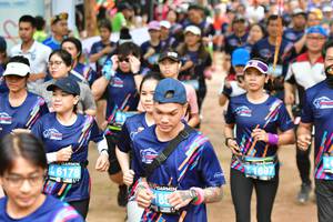 BIB: 1697, 46178
                            <button type="button" onclick="openModal(3950681)" class="btn btn-primary btn-sm float-right btn-popup" data-toggle="modal" data-target=".modal-high-quality">
                        <i class="fas fa-shopping-cart"></i> Add to Cart
                    </button>
                                            <button type="button" onclick="isThisMe(3950681, true)" class="btn btn-success btn-sm float-right btn-popup btn-isme hidden" data-toggle="tooltip" data-placement="bottom" title="นี่คือรูปของคุณใช่ไหม คลิกที่นี่เพื่อเอาเข้าอัลบั้ม">
                        <i class="fas fa-plus"></i> Add to album
                    </button>
                    <button type="button" onclick="isThisMe(3950681, false)" class="btn btn-warning btn-sm float-right btn-popup btn-isnotme hidden">
                        <i class="fas fa-ban"></i> Remove from album
                    </button>