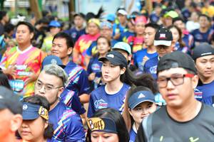 BIB: 
                            <button type="button" onclick="openModal(3949911)" class="btn btn-primary btn-sm float-right btn-popup" data-toggle="modal" data-target=".modal-high-quality">
                        <i class="fas fa-shopping-cart"></i> Add to Cart
                    </button>
                                            <button type="button" onclick="isThisMe(3949911, true)" class="btn btn-success btn-sm float-right btn-popup btn-isme hidden" data-toggle="tooltip" data-placement="bottom" title="นี่คือรูปของคุณใช่ไหม คลิกที่นี่เพื่อเอาเข้าอัลบั้ม">
                        <i class="fas fa-plus"></i> Add to album
                    </button>
                    <button type="button" onclick="isThisMe(3949911, false)" class="btn btn-warning btn-sm float-right btn-popup btn-isnotme hidden">
                        <i class="fas fa-ban"></i> Remove from album
                    </button>