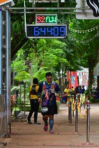 BIB: 321, 64409, 3747
                            <button type="button" onclick="openModal(3932098)" class="btn btn-primary btn-sm float-right btn-popup" data-toggle="modal" data-target=".modal-high-quality">
                        <i class="fas fa-shopping-cart"></i> Add to Cart
                    </button>
                                            <button type="button" onclick="isThisMe(3932098, true)" class="btn btn-success btn-sm float-right btn-popup btn-isme hidden" data-toggle="tooltip" data-placement="bottom" title="นี่คือรูปของคุณใช่ไหม คลิกที่นี่เพื่อเอาเข้าอัลบั้ม">
                        <i class="fas fa-plus"></i> Add to album
                    </button>
                    <button type="button" onclick="isThisMe(3932098, false)" class="btn btn-warning btn-sm float-right btn-popup btn-isnotme hidden">
                        <i class="fas fa-ban"></i> Remove from album
                    </button>