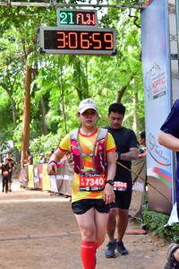 BIB: 211, 30659, 7340, 2884
                            <button type="button" onclick="openModal(3981895)" class="btn btn-primary btn-sm float-right btn-popup" data-toggle="modal" data-target=".modal-high-quality">
                        <i class="fas fa-shopping-cart"></i> Add to Cart
                    </button>
                                            <button type="button" onclick="isThisMe(3981895, true)" class="btn btn-success btn-sm float-right btn-popup btn-isme hidden" data-toggle="tooltip" data-placement="bottom" title="นี่คือรูปของคุณใช่ไหม คลิกที่นี่เพื่อเอาเข้าอัลบั้ม">
                        <i class="fas fa-plus"></i> Add to album
                    </button>
                    <button type="button" onclick="isThisMe(3981895, false)" class="btn btn-warning btn-sm float-right btn-popup btn-isnotme hidden">
                        <i class="fas fa-ban"></i> Remove from album
                    </button>