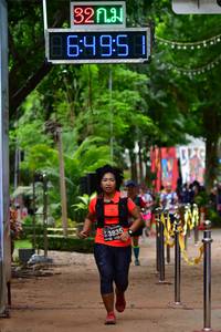 BIB: 649, 3835
                            <button type="button" onclick="openModal(3933642)" class="btn btn-primary btn-sm float-right btn-popup" data-toggle="modal" data-target=".modal-high-quality">
                        <i class="fas fa-shopping-cart"></i> Add to Cart
                    </button>
                                            <button type="button" onclick="isThisMe(3933642, true)" class="btn btn-success btn-sm float-right btn-popup btn-isme hidden" data-toggle="tooltip" data-placement="bottom" title="นี่คือรูปของคุณใช่ไหม คลิกที่นี่เพื่อเอาเข้าอัลบั้ม">
                        <i class="fas fa-plus"></i> Add to album
                    </button>
                    <button type="button" onclick="isThisMe(3933642, false)" class="btn btn-warning btn-sm float-right btn-popup btn-isnotme hidden">
                        <i class="fas fa-ban"></i> Remove from album
                    </button>