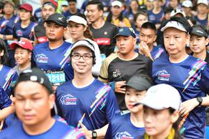 BIB: 1210, 140
                            <button type="button" onclick="openModal(3950188)" class="btn btn-primary btn-sm float-right btn-popup" data-toggle="modal" data-target=".modal-high-quality">
                        <i class="fas fa-shopping-cart"></i> Add to Cart
                    </button>
                                            <button type="button" onclick="isThisMe(3950188, true)" class="btn btn-success btn-sm float-right btn-popup btn-isme hidden" data-toggle="tooltip" data-placement="bottom" title="นี่คือรูปของคุณใช่ไหม คลิกที่นี่เพื่อเอาเข้าอัลบั้ม">
                        <i class="fas fa-plus"></i> Add to album
                    </button>
                    <button type="button" onclick="isThisMe(3950188, false)" class="btn btn-warning btn-sm float-right btn-popup btn-isnotme hidden">
                        <i class="fas fa-ban"></i> Remove from album
                    </button>