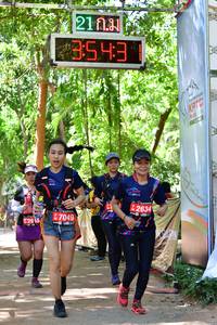 BIB: 2634, 7049, 2955
                            <button type="button" onclick="openModal(3996556)" class="btn btn-primary btn-sm float-right btn-popup" data-toggle="modal" data-target=".modal-high-quality">
                        <i class="fas fa-shopping-cart"></i> Add to Cart
                    </button>
                                            <button type="button" onclick="isThisMe(3996556, true)" class="btn btn-success btn-sm float-right btn-popup btn-isme hidden" data-toggle="tooltip" data-placement="bottom" title="นี่คือรูปของคุณใช่ไหม คลิกที่นี่เพื่อเอาเข้าอัลบั้ม">
                        <i class="fas fa-plus"></i> Add to album
                    </button>
                    <button type="button" onclick="isThisMe(3996556, false)" class="btn btn-warning btn-sm float-right btn-popup btn-isnotme hidden">
                        <i class="fas fa-ban"></i> Remove from album
                    </button>