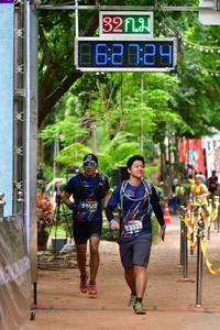 BIB: 3333
                            <button type="button" onclick="openModal(4020771)" class="btn btn-primary btn-sm float-right btn-popup" data-toggle="modal" data-target=".modal-high-quality">
                        <i class="fas fa-shopping-cart"></i> Add to Cart
                    </button>
                                            <button type="button" onclick="isThisMe(4020771, true)" class="btn btn-success btn-sm float-right btn-popup btn-isme hidden" data-toggle="tooltip" data-placement="bottom" title="นี่คือรูปของคุณใช่ไหม คลิกที่นี่เพื่อเอาเข้าอัลบั้ม">
                        <i class="fas fa-plus"></i> Add to album
                    </button>
                    <button type="button" onclick="isThisMe(4020771, false)" class="btn btn-warning btn-sm float-right btn-popup btn-isnotme hidden">
                        <i class="fas fa-ban"></i> Remove from album
                    </button>