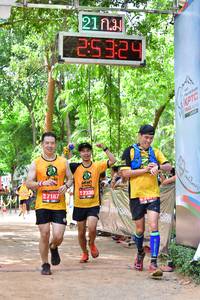 BIB: 25324, 7167, 2330
                            <button type="button" onclick="openModal(3978131)" class="btn btn-primary btn-sm float-right btn-popup" data-toggle="modal" data-target=".modal-high-quality">
                        <i class="fas fa-shopping-cart"></i> Add to Cart
                    </button>
                                            <button type="button" onclick="isThisMe(3978131, true)" class="btn btn-success btn-sm float-right btn-popup btn-isme hidden" data-toggle="tooltip" data-placement="bottom" title="นี่คือรูปของคุณใช่ไหม คลิกที่นี่เพื่อเอาเข้าอัลบั้ม">
                        <i class="fas fa-plus"></i> Add to album
                    </button>
                    <button type="button" onclick="isThisMe(3978131, false)" class="btn btn-warning btn-sm float-right btn-popup btn-isnotme hidden">
                        <i class="fas fa-ban"></i> Remove from album
                    </button>