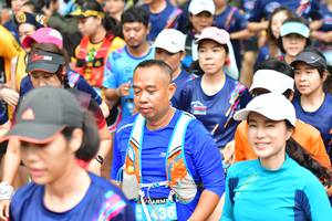 BIB: 436
                            <button type="button" onclick="openModal(3950026)" class="btn btn-primary btn-sm float-right btn-popup" data-toggle="modal" data-target=".modal-high-quality">
                        <i class="fas fa-shopping-cart"></i> Add to Cart
                    </button>
                                            <button type="button" onclick="isThisMe(3950026, true)" class="btn btn-success btn-sm float-right btn-popup btn-isme hidden" data-toggle="tooltip" data-placement="bottom" title="นี่คือรูปของคุณใช่ไหม คลิกที่นี่เพื่อเอาเข้าอัลบั้ม">
                        <i class="fas fa-plus"></i> Add to album
                    </button>
                    <button type="button" onclick="isThisMe(3950026, false)" class="btn btn-warning btn-sm float-right btn-popup btn-isnotme hidden">
                        <i class="fas fa-ban"></i> Remove from album
                    </button>