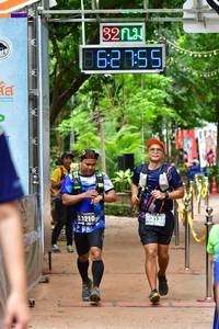 BIB: 623, 3210, 3137
                            <button type="button" onclick="openModal(4021152)" class="btn btn-primary btn-sm float-right btn-popup" data-toggle="modal" data-target=".modal-high-quality">
                        <i class="fas fa-shopping-cart"></i> Add to Cart
                    </button>
                                            <button type="button" onclick="isThisMe(4021152, true)" class="btn btn-success btn-sm float-right btn-popup btn-isme hidden" data-toggle="tooltip" data-placement="bottom" title="นี่คือรูปของคุณใช่ไหม คลิกที่นี่เพื่อเอาเข้าอัลบั้ม">
                        <i class="fas fa-plus"></i> Add to album
                    </button>
                    <button type="button" onclick="isThisMe(4021152, false)" class="btn btn-warning btn-sm float-right btn-popup btn-isnotme hidden">
                        <i class="fas fa-ban"></i> Remove from album
                    </button>