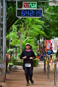 BIB: 64215, 43183
                            <button type="button" onclick="openModal(3931582)" class="btn btn-primary btn-sm float-right btn-popup" data-toggle="modal" data-target=".modal-high-quality">
                        <i class="fas fa-shopping-cart"></i> Add to Cart
                    </button>
                                            <button type="button" onclick="isThisMe(3931582, true)" class="btn btn-success btn-sm float-right btn-popup btn-isme hidden" data-toggle="tooltip" data-placement="bottom" title="นี่คือรูปของคุณใช่ไหม คลิกที่นี่เพื่อเอาเข้าอัลบั้ม">
                        <i class="fas fa-plus"></i> Add to album
                    </button>
                    <button type="button" onclick="isThisMe(3931582, false)" class="btn btn-warning btn-sm float-right btn-popup btn-isnotme hidden">
                        <i class="fas fa-ban"></i> Remove from album
                    </button>