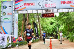 BIB: 010, 109, 05229, 1358
                            <button type="button" onclick="openModal(3952015)" class="btn btn-primary btn-sm float-right btn-popup" data-toggle="modal" data-target=".modal-high-quality">
                        <i class="fas fa-shopping-cart"></i> Add to Cart
                    </button>
                                            <button type="button" onclick="isThisMe(3952015, true)" class="btn btn-success btn-sm float-right btn-popup btn-isme hidden" data-toggle="tooltip" data-placement="bottom" title="นี่คือรูปของคุณใช่ไหม คลิกที่นี่เพื่อเอาเข้าอัลบั้ม">
                        <i class="fas fa-plus"></i> Add to album
                    </button>
                    <button type="button" onclick="isThisMe(3952015, false)" class="btn btn-warning btn-sm float-right btn-popup btn-isnotme hidden">
                        <i class="fas fa-ban"></i> Remove from album
                    </button>