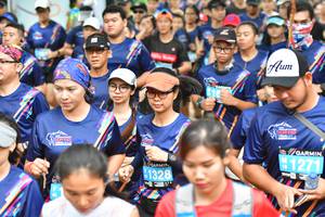 BIB: 1271, 1328
                            <button type="button" onclick="openModal(3950135)" class="btn btn-primary btn-sm float-right btn-popup" data-toggle="modal" data-target=".modal-high-quality">
                        <i class="fas fa-shopping-cart"></i> Add to Cart
                    </button>
                                            <button type="button" onclick="isThisMe(3950135, true)" class="btn btn-success btn-sm float-right btn-popup btn-isme hidden" data-toggle="tooltip" data-placement="bottom" title="นี่คือรูปของคุณใช่ไหม คลิกที่นี่เพื่อเอาเข้าอัลบั้ม">
                        <i class="fas fa-plus"></i> Add to album
                    </button>
                    <button type="button" onclick="isThisMe(3950135, false)" class="btn btn-warning btn-sm float-right btn-popup btn-isnotme hidden">
                        <i class="fas fa-ban"></i> Remove from album
                    </button>