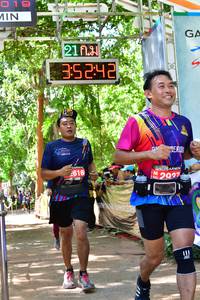 BIB: 019, 35242, 2616, 2997
                            <button type="button" onclick="openModal(3996005)" class="btn btn-primary btn-sm float-right btn-popup" data-toggle="modal" data-target=".modal-high-quality">
                        <i class="fas fa-shopping-cart"></i> Add to Cart
                    </button>
                                            <button type="button" onclick="isThisMe(3996005, true)" class="btn btn-success btn-sm float-right btn-popup btn-isme hidden" data-toggle="tooltip" data-placement="bottom" title="นี่คือรูปของคุณใช่ไหม คลิกที่นี่เพื่อเอาเข้าอัลบั้ม">
                        <i class="fas fa-plus"></i> Add to album
                    </button>
                    <button type="button" onclick="isThisMe(3996005, false)" class="btn btn-warning btn-sm float-right btn-popup btn-isnotme hidden">
                        <i class="fas fa-ban"></i> Remove from album
                    </button>