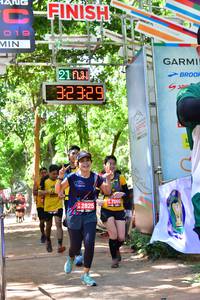 BIB: 019, 3329, 7090, 2825
                            <button type="button" onclick="openModal(3985629)" class="btn btn-primary btn-sm float-right btn-popup" data-toggle="modal" data-target=".modal-high-quality">
                        <i class="fas fa-shopping-cart"></i> Add to Cart
                    </button>
                                            <button type="button" onclick="isThisMe(3985629, true)" class="btn btn-success btn-sm float-right btn-popup btn-isme hidden" data-toggle="tooltip" data-placement="bottom" title="นี่คือรูปของคุณใช่ไหม คลิกที่นี่เพื่อเอาเข้าอัลบั้ม">
                        <i class="fas fa-plus"></i> Add to album
                    </button>
                    <button type="button" onclick="isThisMe(3985629, false)" class="btn btn-warning btn-sm float-right btn-popup btn-isnotme hidden">
                        <i class="fas fa-ban"></i> Remove from album
                    </button>