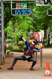 BIB: 321, 65909
                            <button type="button" onclick="openModal(3935385)" class="btn btn-primary btn-sm float-right btn-popup" data-toggle="modal" data-target=".modal-high-quality">
                        <i class="fas fa-shopping-cart"></i> Add to Cart
                    </button>
                                            <button type="button" onclick="isThisMe(3935385, true)" class="btn btn-success btn-sm float-right btn-popup btn-isme hidden" data-toggle="tooltip" data-placement="bottom" title="นี่คือรูปของคุณใช่ไหม คลิกที่นี่เพื่อเอาเข้าอัลบั้ม">
                        <i class="fas fa-plus"></i> Add to album
                    </button>
                    <button type="button" onclick="isThisMe(3935385, false)" class="btn btn-warning btn-sm float-right btn-popup btn-isnotme hidden">
                        <i class="fas fa-ban"></i> Remove from album
                    </button>