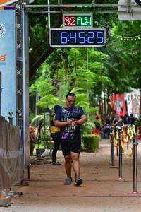 BIB: 64525, 3718
                            <button type="button" onclick="openModal(3932441)" class="btn btn-primary btn-sm float-right btn-popup" data-toggle="modal" data-target=".modal-high-quality">
                        <i class="fas fa-shopping-cart"></i> Add to Cart
                    </button>
                                            <button type="button" onclick="isThisMe(3932441, true)" class="btn btn-success btn-sm float-right btn-popup btn-isme hidden" data-toggle="tooltip" data-placement="bottom" title="นี่คือรูปของคุณใช่ไหม คลิกที่นี่เพื่อเอาเข้าอัลบั้ม">
                        <i class="fas fa-plus"></i> Add to album
                    </button>
                    <button type="button" onclick="isThisMe(3932441, false)" class="btn btn-warning btn-sm float-right btn-popup btn-isnotme hidden">
                        <i class="fas fa-ban"></i> Remove from album
                    </button>