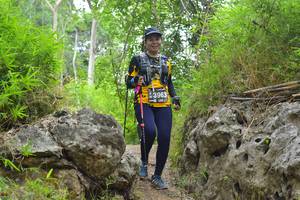 BIB: 3963
                            <button type="button" onclick="openModal(4399385)" class="btn btn-primary btn-sm float-right btn-popup" data-toggle="modal" data-target=".modal-high-quality">
                        <i class="fas fa-shopping-cart"></i> Add to Cart
                    </button>
                                            <button type="button" onclick="isThisMe(4399385, true)" class="btn btn-success btn-sm float-right btn-popup btn-isme hidden" data-toggle="tooltip" data-placement="bottom" title="นี่คือรูปของคุณใช่ไหม คลิกที่นี่เพื่อเอาเข้าอัลบั้ม">
                        <i class="fas fa-plus"></i> Add to album
                    </button>
                    <button type="button" onclick="isThisMe(4399385, false)" class="btn btn-warning btn-sm float-right btn-popup btn-isnotme hidden">
                        <i class="fas fa-ban"></i> Remove from album
                    </button>