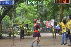 BIB: 160, 14601, 124612
                            <button type="button" onclick="openModal(4278973)" class="btn btn-primary btn-sm float-right btn-popup" data-toggle="modal" data-target=".modal-high-quality">
                        <i class="fas fa-shopping-cart"></i> Add to Cart
                    </button>
                                            <button type="button" onclick="isThisMe(4278973, true)" class="btn btn-success btn-sm float-right btn-popup btn-isme hidden" data-toggle="tooltip" data-placement="bottom" title="นี่คือรูปของคุณใช่ไหม คลิกที่นี่เพื่อเอาเข้าอัลบั้ม">
                        <i class="fas fa-plus"></i> Add to album
                    </button>
                    <button type="button" onclick="isThisMe(4278973, false)" class="btn btn-warning btn-sm float-right btn-popup btn-isnotme hidden">
                        <i class="fas fa-ban"></i> Remove from album
                    </button>