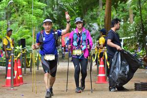 BIB: 5162
                            <button type="button" onclick="openModal(4277217)" class="btn btn-primary btn-sm float-right btn-popup" data-toggle="modal" data-target=".modal-high-quality">
                        <i class="fas fa-shopping-cart"></i> Add to Cart
                    </button>
                                            <button type="button" onclick="isThisMe(4277217, true)" class="btn btn-success btn-sm float-right btn-popup btn-isme hidden" data-toggle="tooltip" data-placement="bottom" title="นี่คือรูปของคุณใช่ไหม คลิกที่นี่เพื่อเอาเข้าอัลบั้ม">
                        <i class="fas fa-plus"></i> Add to album
                    </button>
                    <button type="button" onclick="isThisMe(4277217, false)" class="btn btn-warning btn-sm float-right btn-popup btn-isnotme hidden">
                        <i class="fas fa-ban"></i> Remove from album
                    </button>